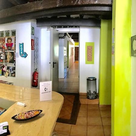 Albergue Juvenil New Age Hostel Пальма-де-Майорка Экстерьер фото